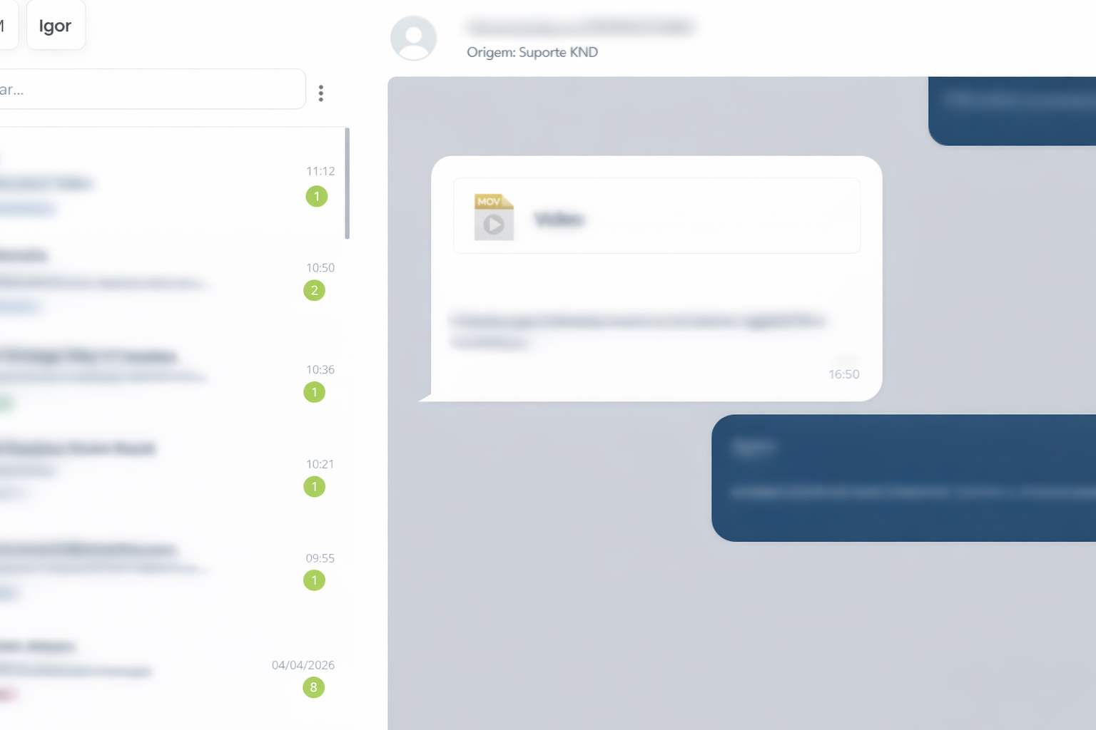 Captura da interface de chat multiusuários WhatsGW: lista de conversas, mensagens trocadas e fila de atendimento em equipe no WhatsApp.
